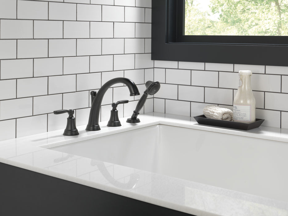 Delta Woodhurst: Roman Tub with Handshower Trim