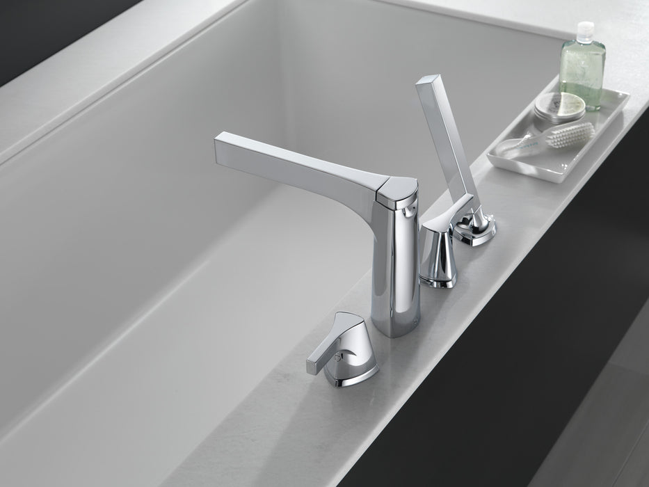 Delta Zura T4774 Roman Tub with Hand Shower Trim