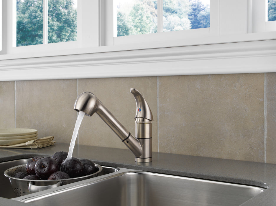 Delta Peerless Core:P18550LF Kitchen Pull-Out Faucet