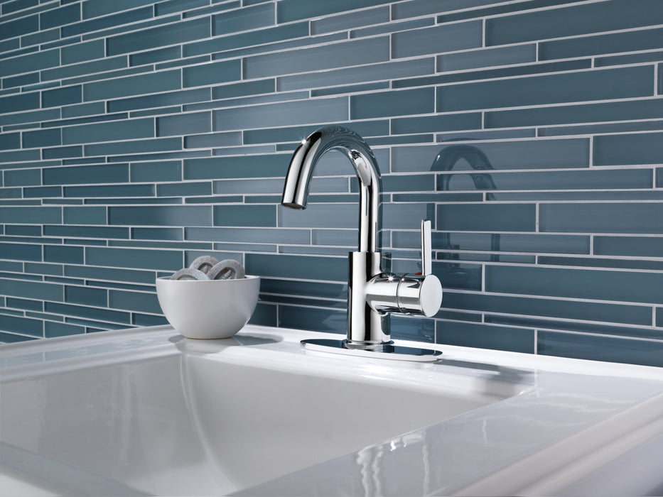 Peerless Precept P191102LF Single Handle Centerset Bathroom Faucet, chrome - view 3