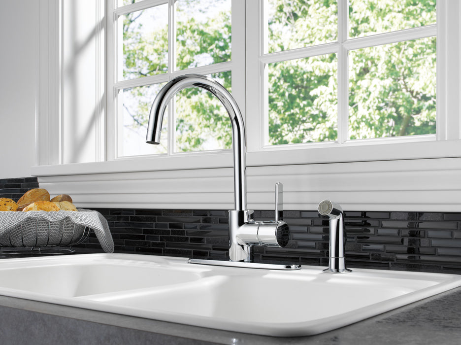 Delta Precept Single Handle Kitchen Faucet with Spray