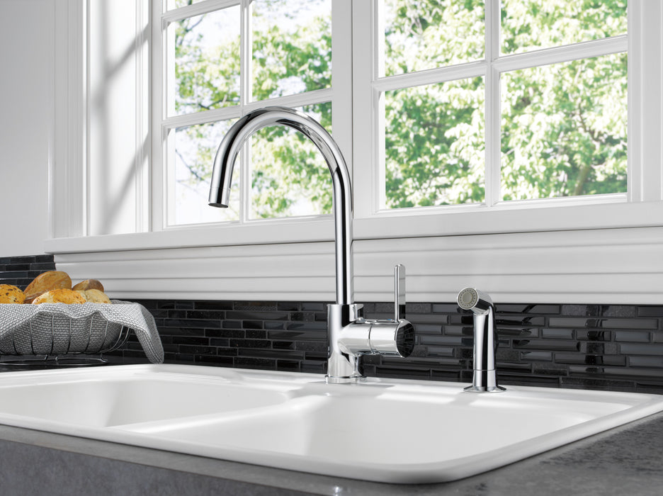 Delta Precept Single Handle Kitchen Faucet with Spray