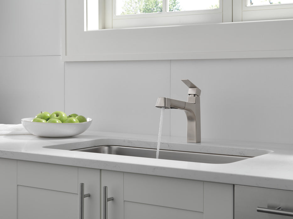 Peerless Xander P6919LF Single Handle Pullout Kitchen, Stainless Steel