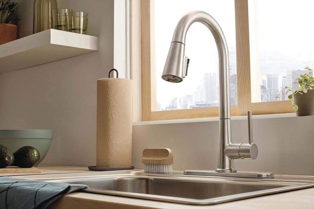 Delta Peerless Precept: Single-Handle Pull-Down Kitchen Faucet