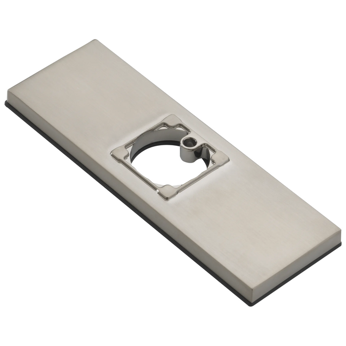 Delta Ara: Escutcheon & Gasket - 3 Hole - 1H