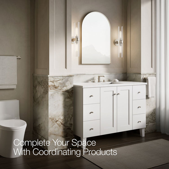 Up to 3 walls & multiple product categories visible