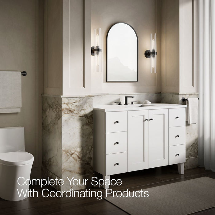 Up to 3 walls & multiple product categories visible