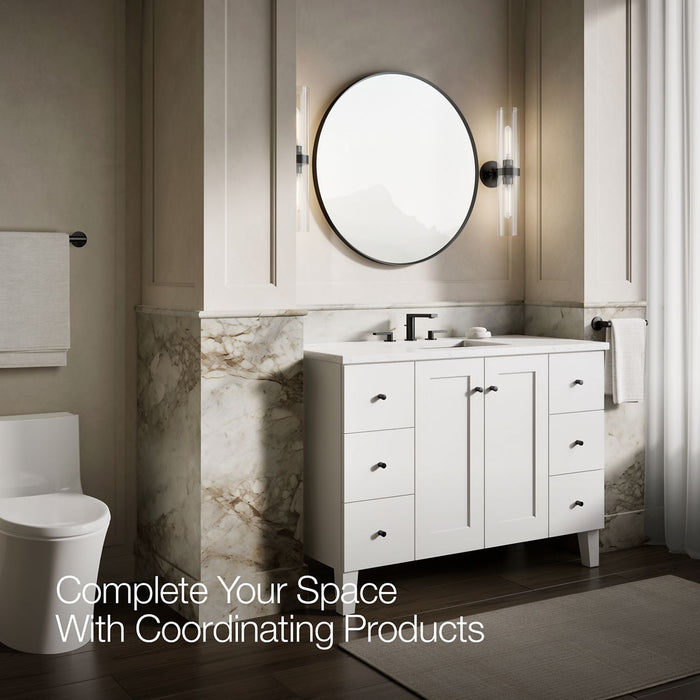 Up to 3 walls & multiple product categories visible