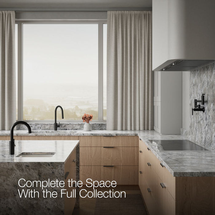 Up to 2 walls & multiple product categories visible, 1-point perspective