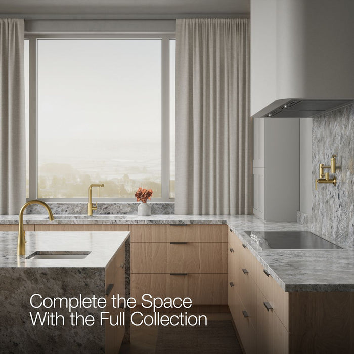 Up to 2 walls & multiple product categories visible, 1-point perspective