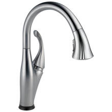 Load image into Gallery viewer, Delta 9192T-DST Addison Single Handle Pull-down Kitchen Faucet with Touch2o Technology
