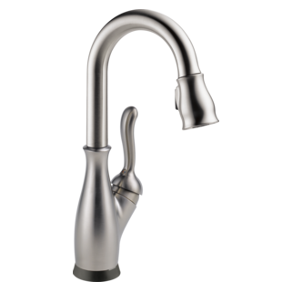 Delta Leland: Single Handle Pull-Down Bar / Prep Faucet with Touch<sub>2</sub>O Technology