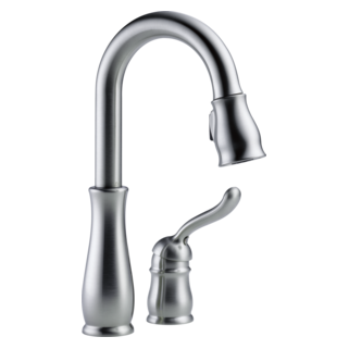 Delta Leland: Single Handle Pull-Down Bar / Prep Faucet